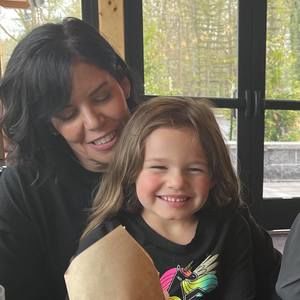 Meet your Posher, Valerie